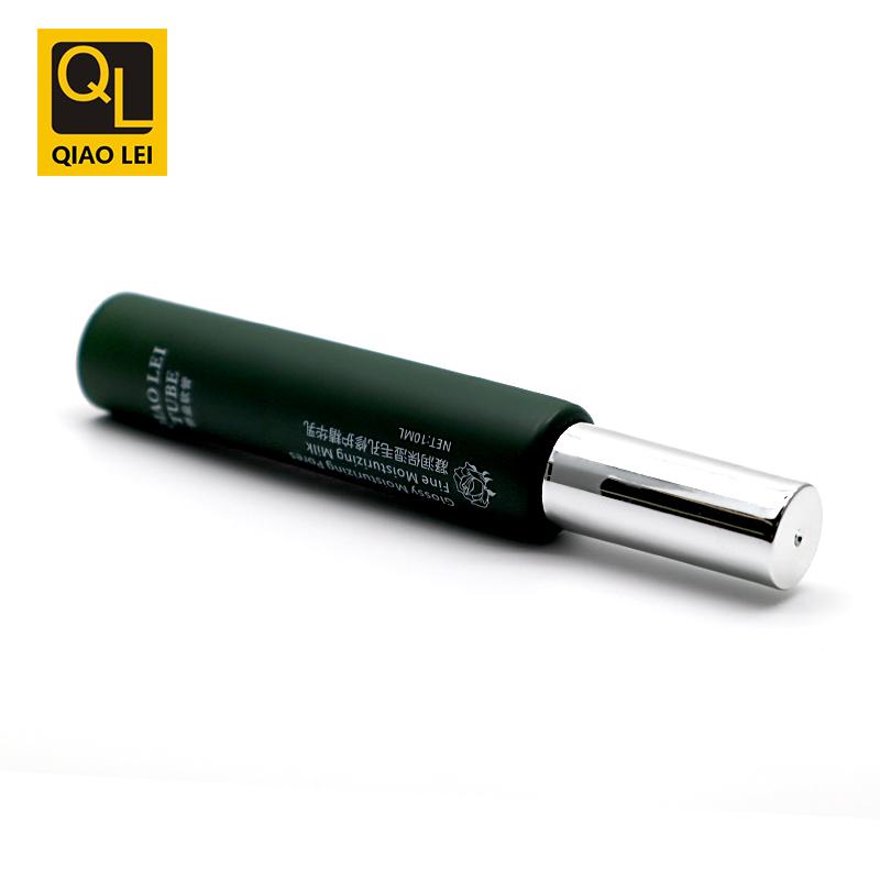 19 tube diameter, green hose, brush cover