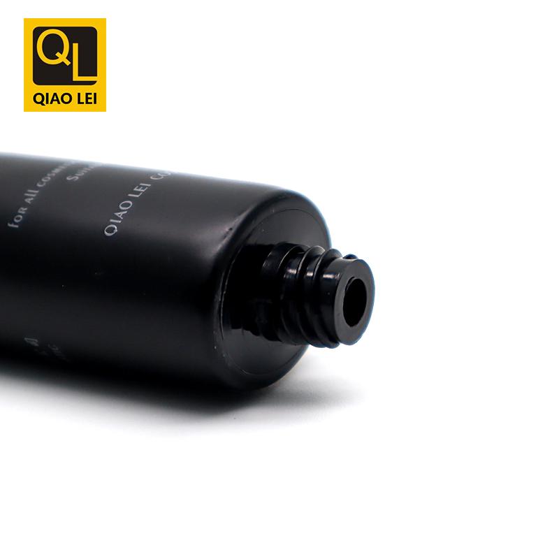 25 tube diameter, black hot stamping hose , gold oval tip cap with internal plug