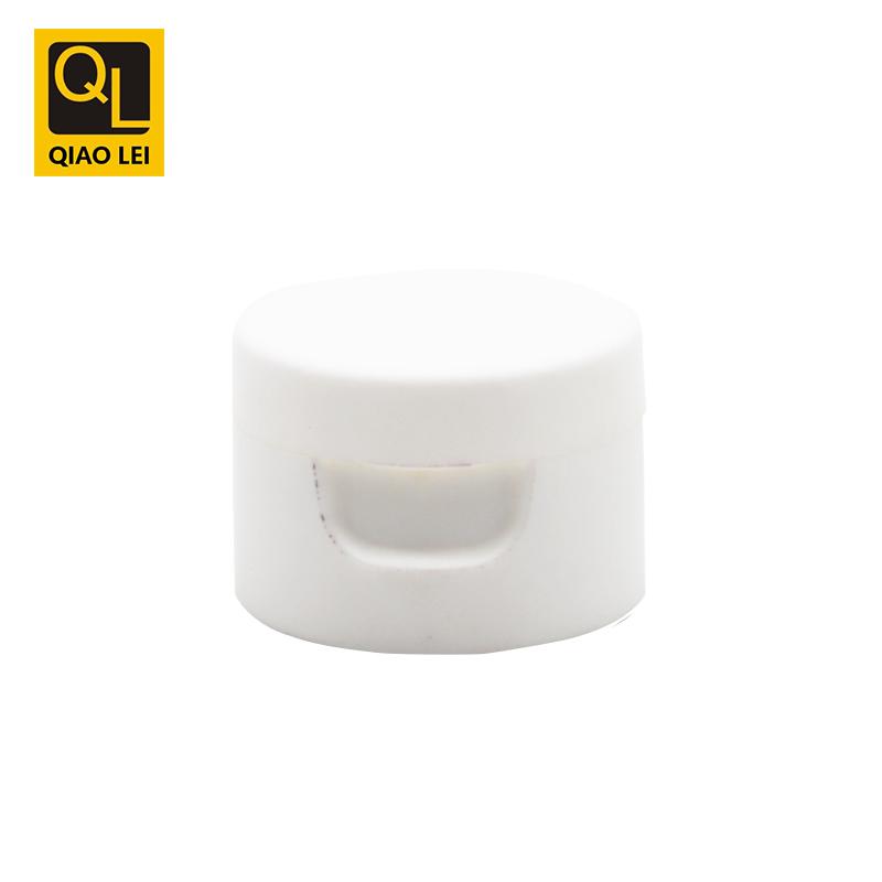 35 tube diameter, white hose, white clamshell