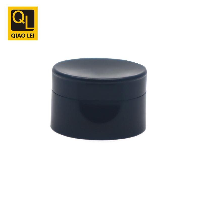 40 tube diameter, beige hose, black clamshell